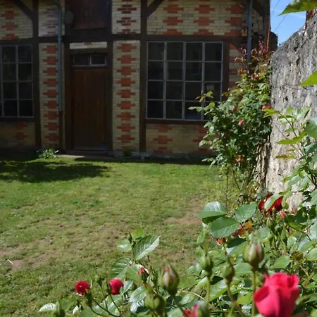 Chambre D'Hotes Les Ecuries Le Mans Exterior photo
