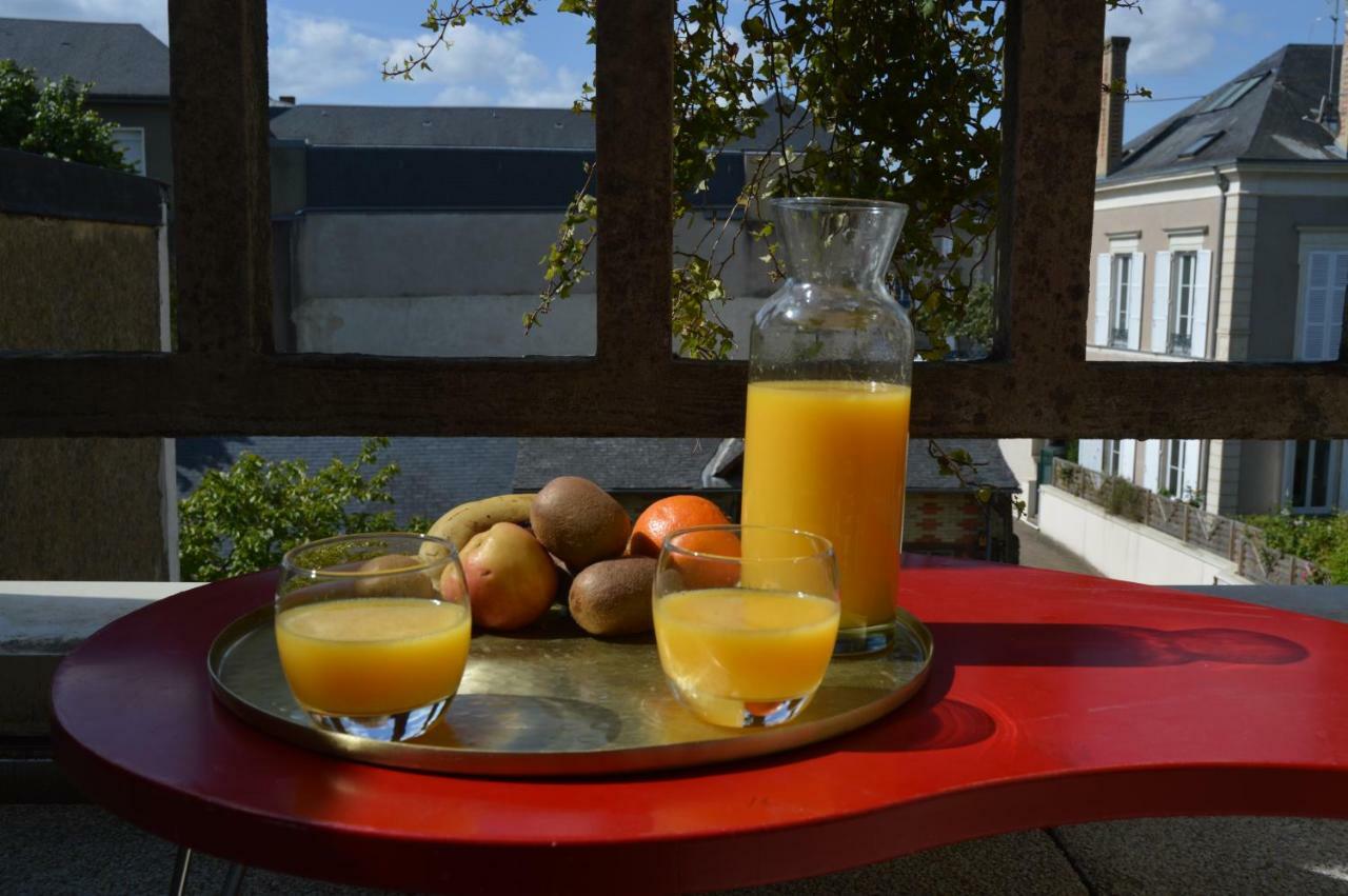 D'hotes Les Ecuries Homestay *